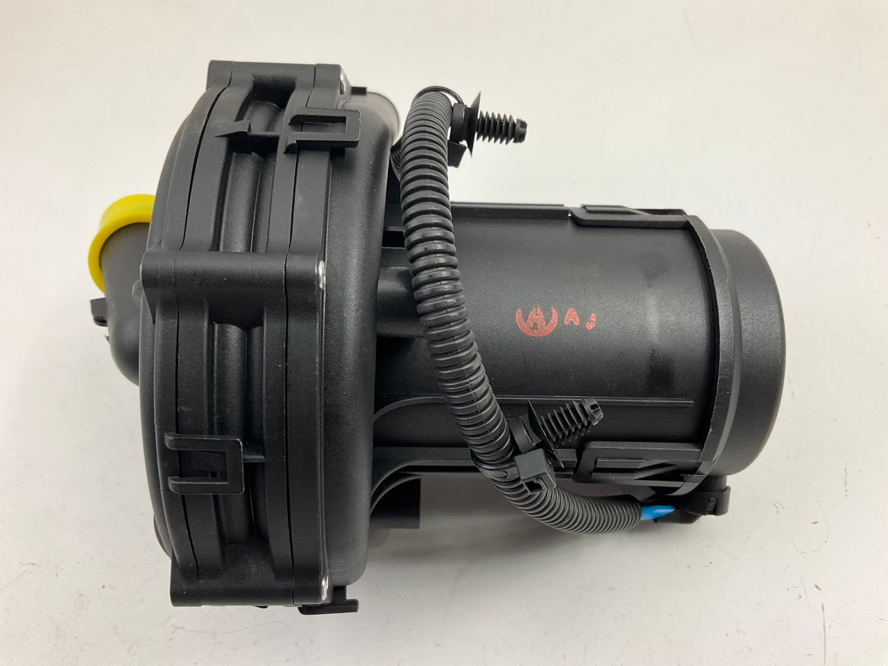 Cardone 33-2004M Secondary Air Injection Smog Pump For 1998-2006 Volvo C70