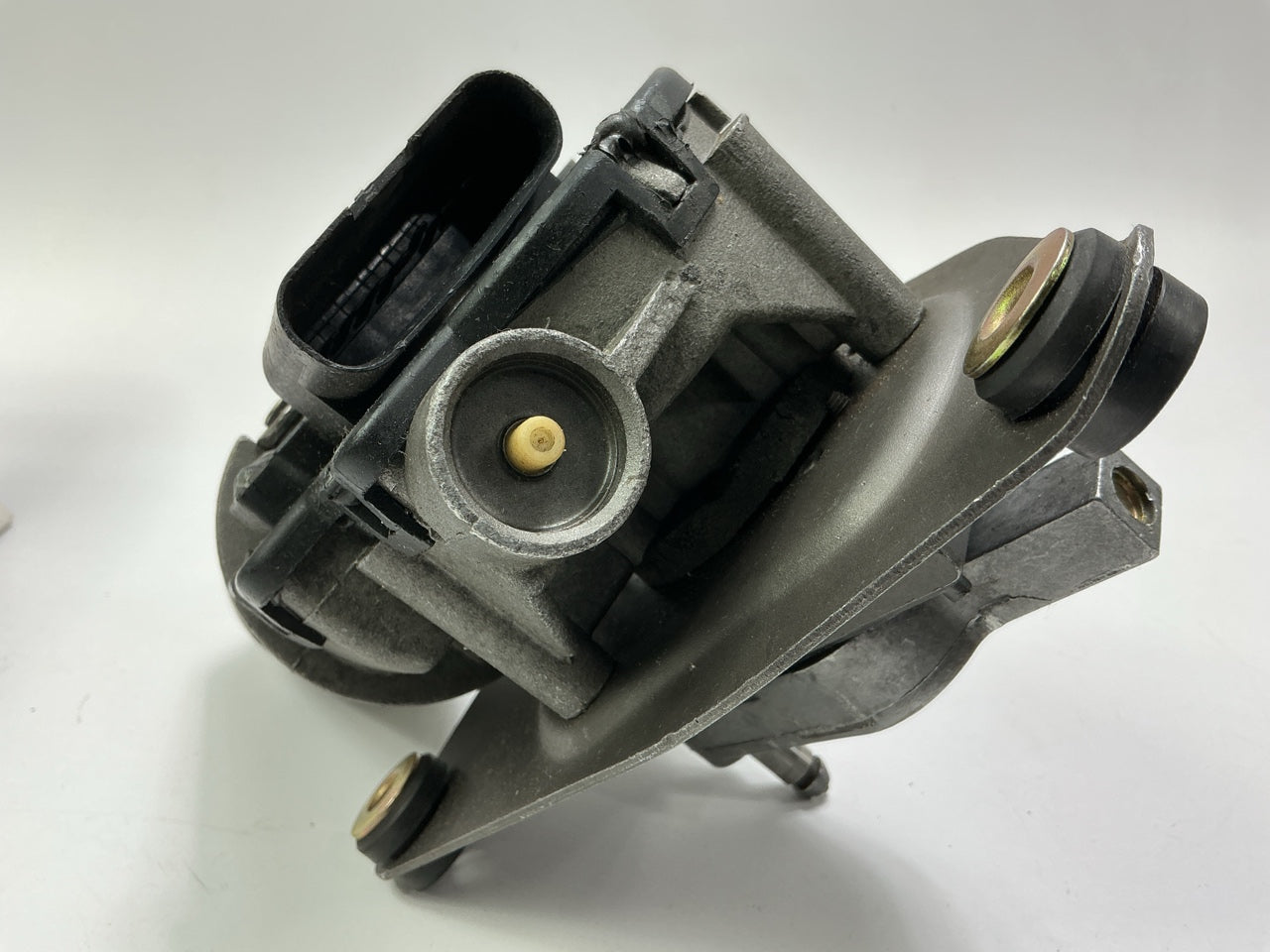 REMAN. Cardone 40-2001 Windshield Wiper Motor - 1987-1995 Ford Taurus, 1 PLUG