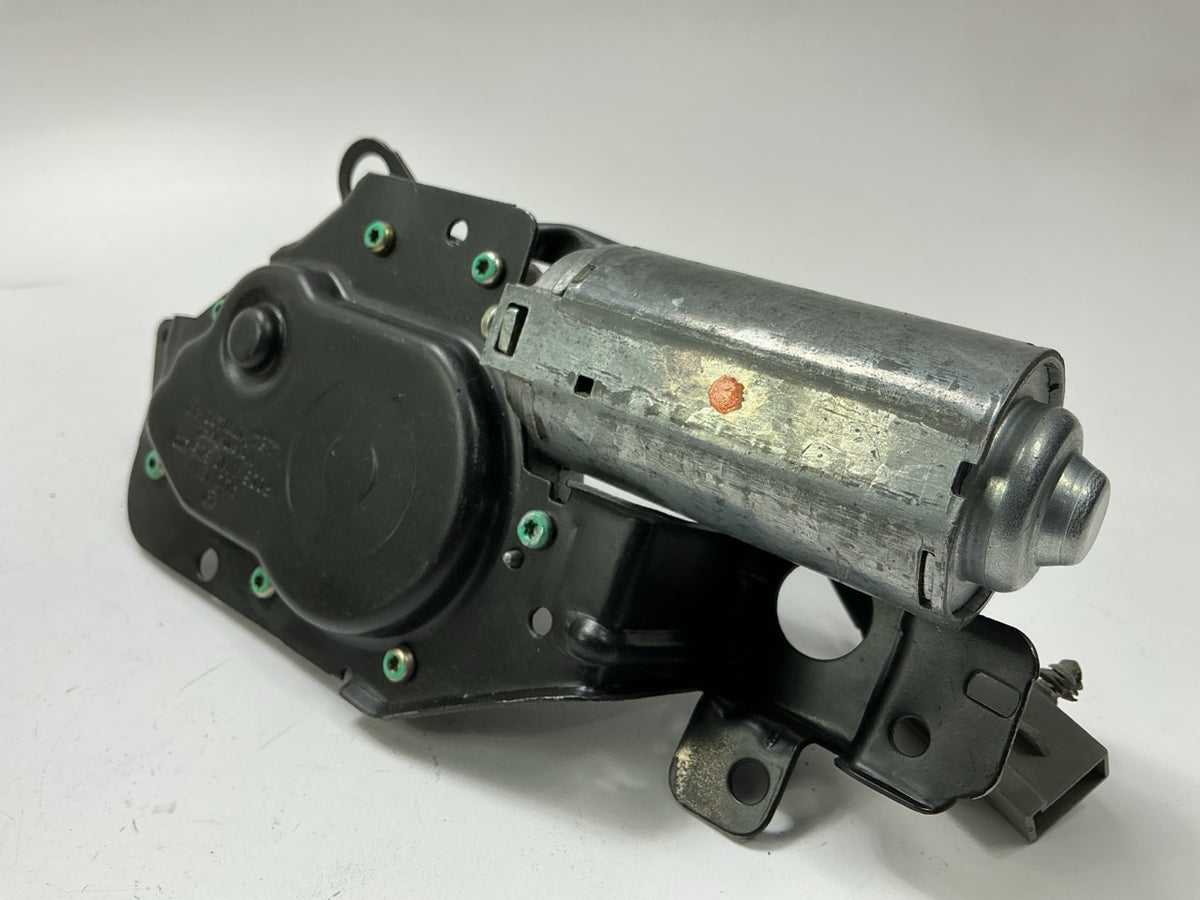 DAMAGED PLASTIC CONNECTOR REMAN. Cardone 40-2044 Rear Windshield Wiper Motor