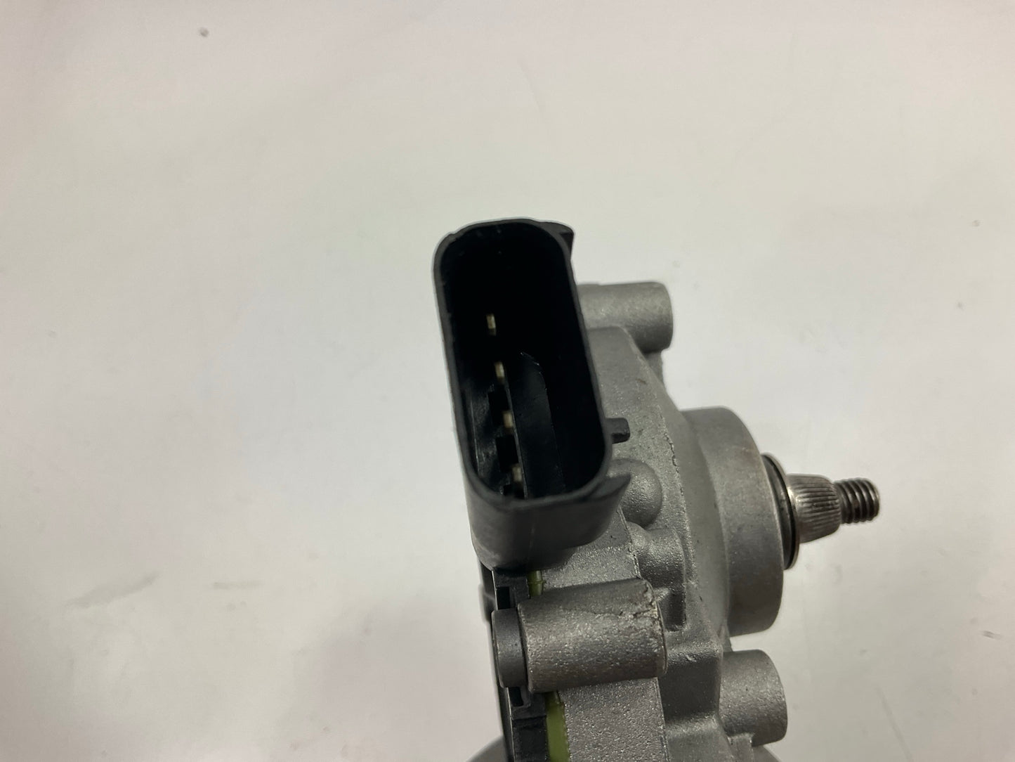 REMAN. Cardone 40-3049 Front Windshield Wiper Motor