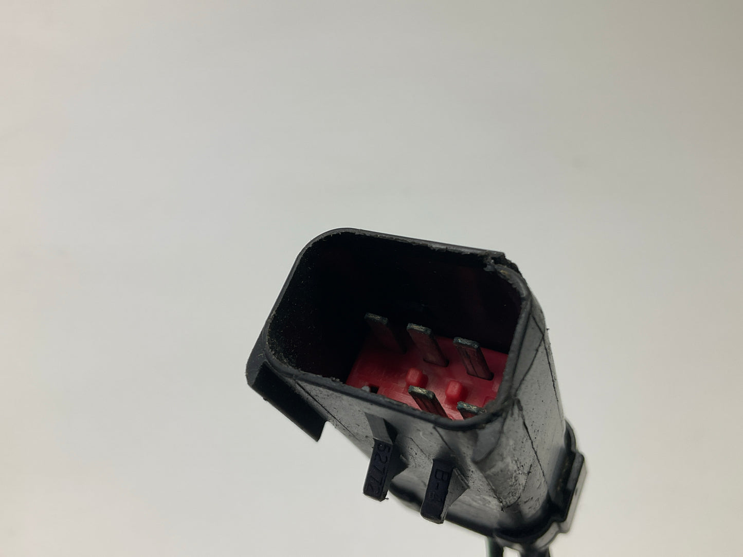 DAMAGED (BROKEN) CONNECTOR REMAN. Cardone 40-442 Front Windshield Wiper Motor