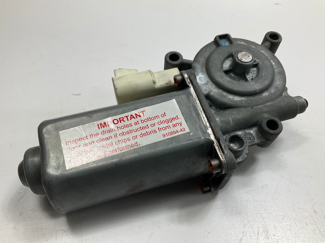 REMAN. Cardone 42-170 Front Right Power Window Motor - 2000-2004 Buick LeSabre
