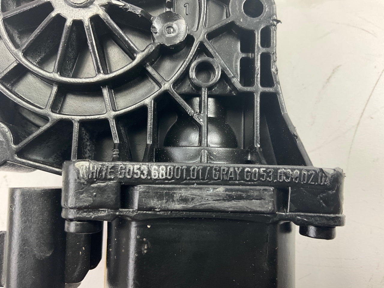REMAN. Cardone 42-190 Rear Right Power Window Motor
