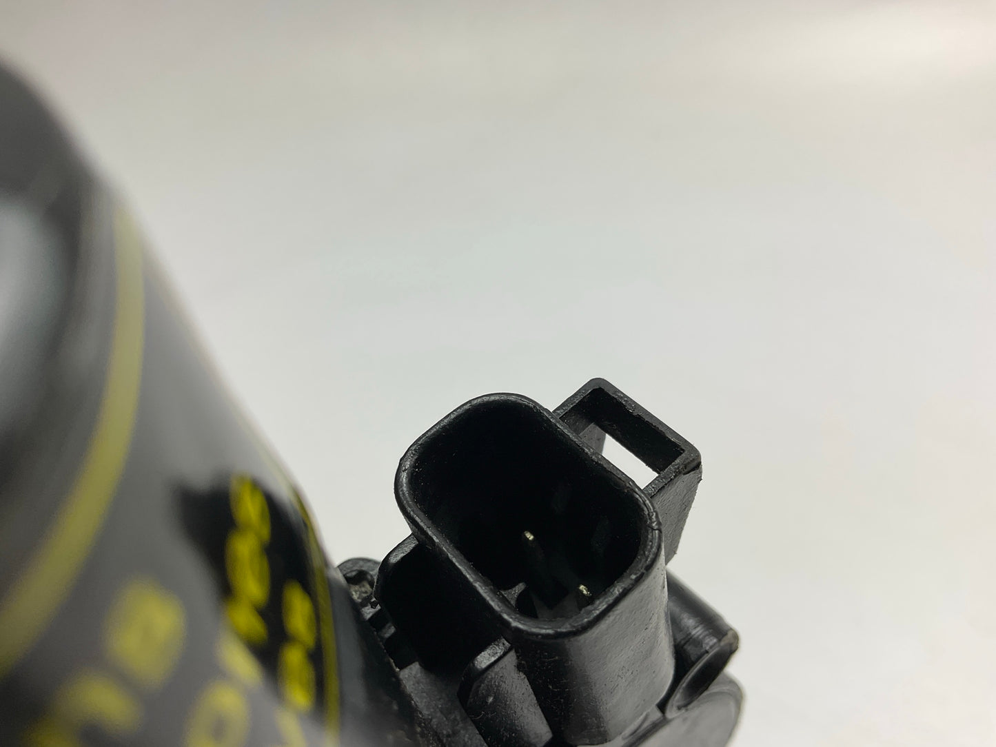 REMAN. Cardone 42-191 Rear Left Power Window Motor - 2000-2005 Saturn