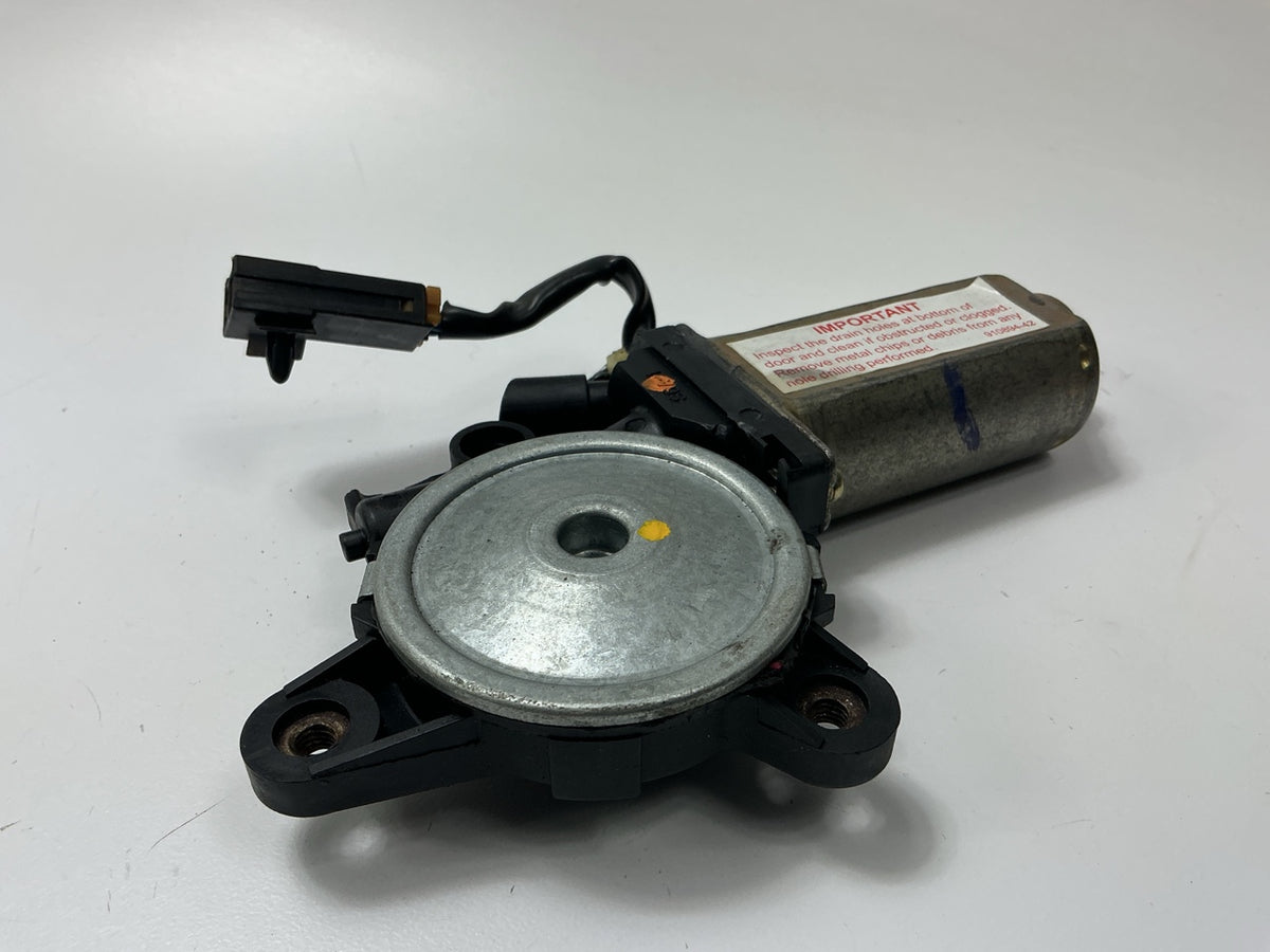 REMAN. Cardone 42-3020 Front Right Power Window Motor 1999-2002 Villager, Quest