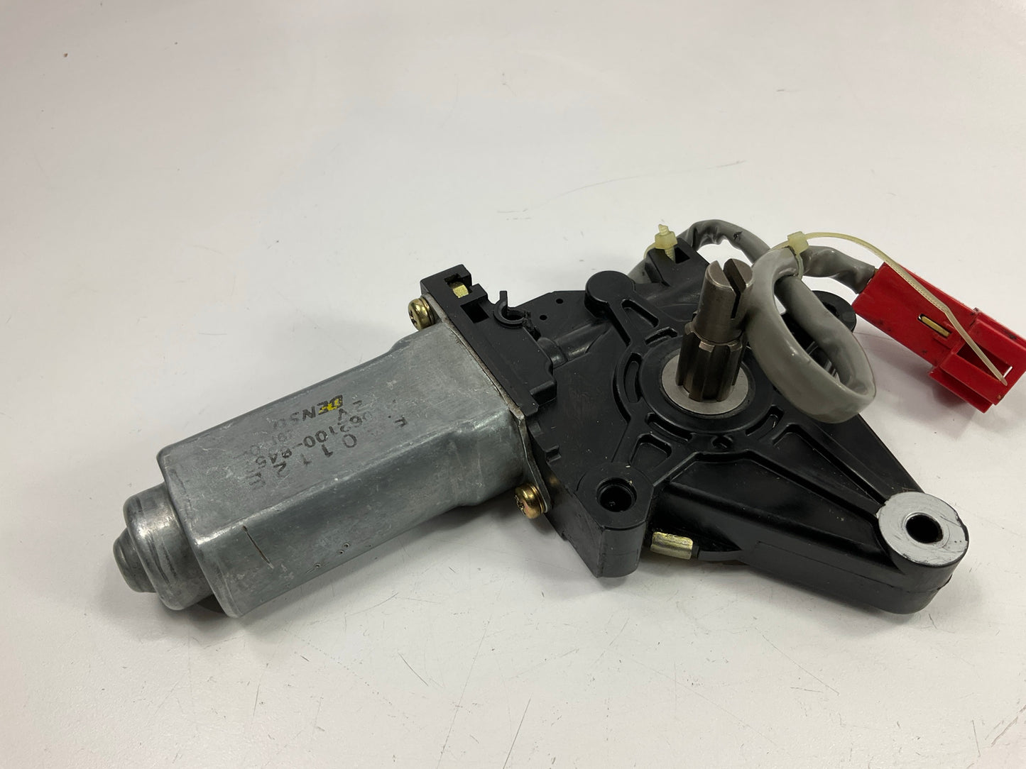 REMAN. Cardone 42-413 Front Left Drivers Side Power Window Motor