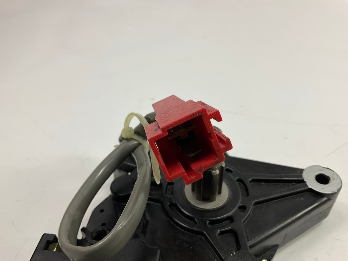 REMAN. Cardone 42-413 Front Left Drivers Side Power Window Motor