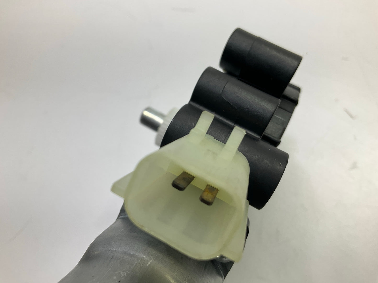 REMAN. Cardone 42-630 Rear Left Power Window Motor