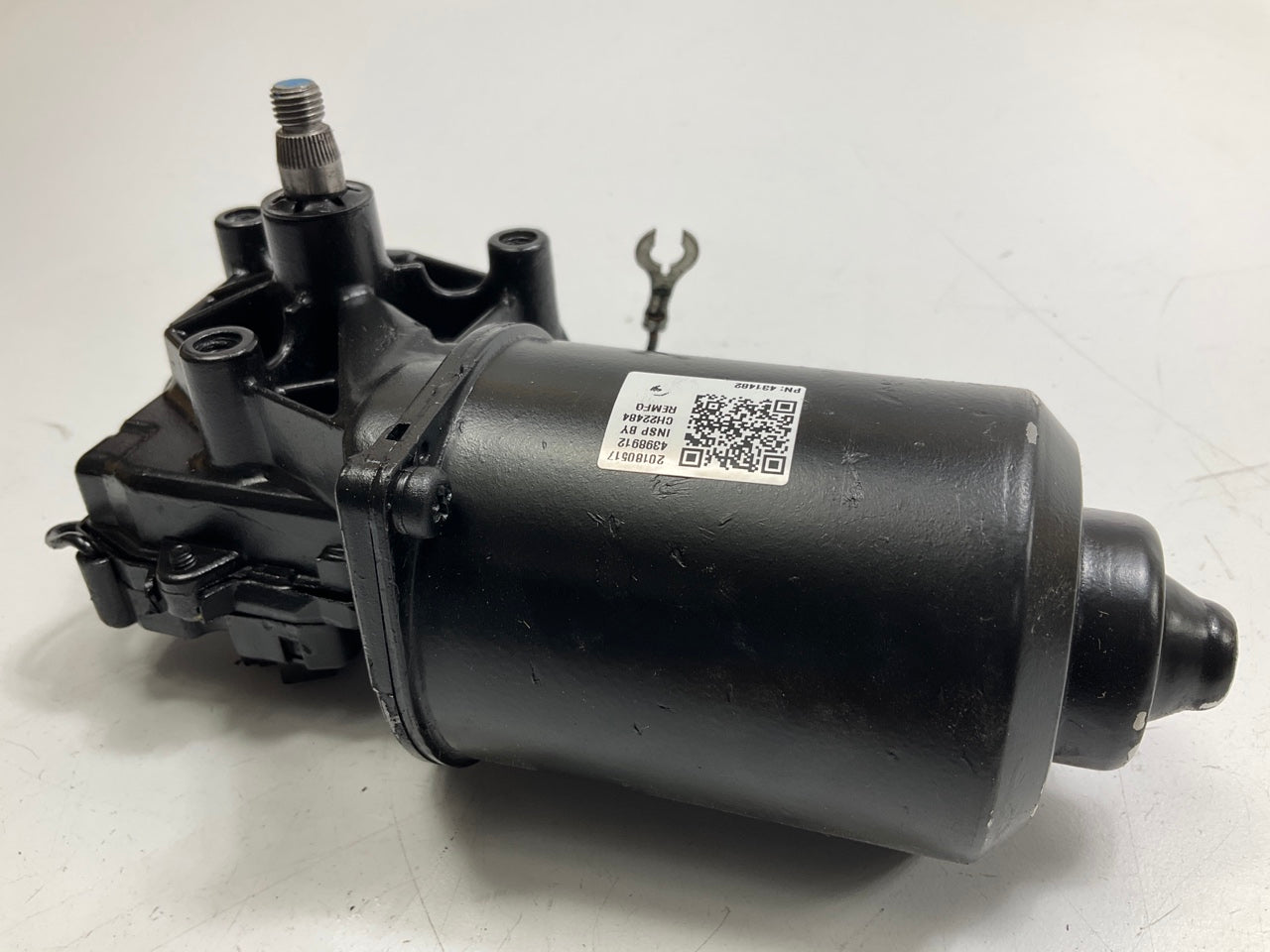 REMAN. Cardone 43-1482 Windshield Wiper Motor - 1990-1994 Mazda 323, 92-95 MX-3