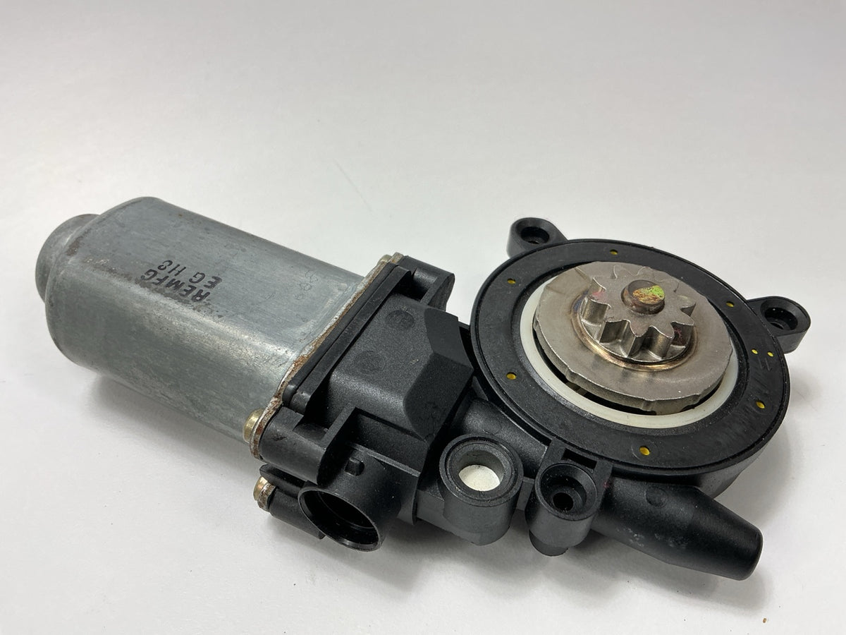 REMAN. Cardone 47-1361 Rear Right Power Window Motor For 2000-2006 Nissan Sentra