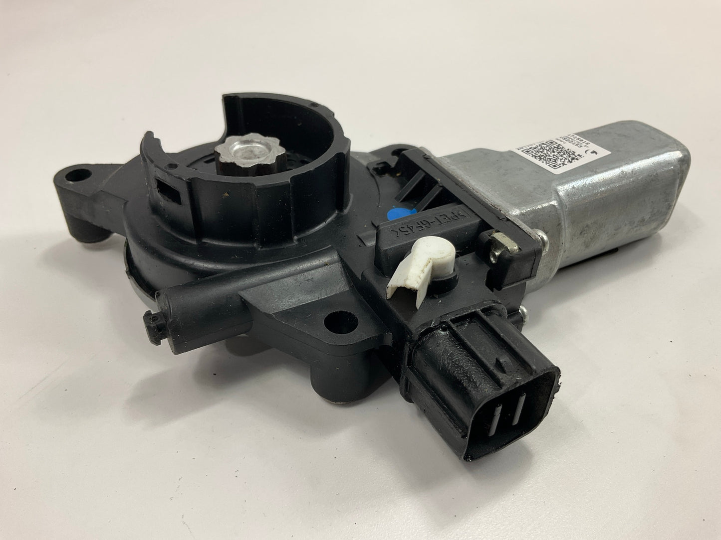 Cardone 47-15016 Front Right Power Window Motor 04-08 TL, TSX, 03-07 Accord