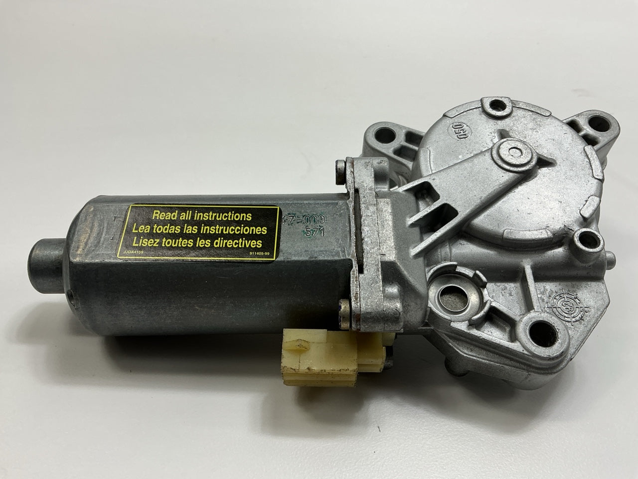 REMAN. Cardone 47-2710 Left Power Window Motor For 1993-1997 Volvo 850