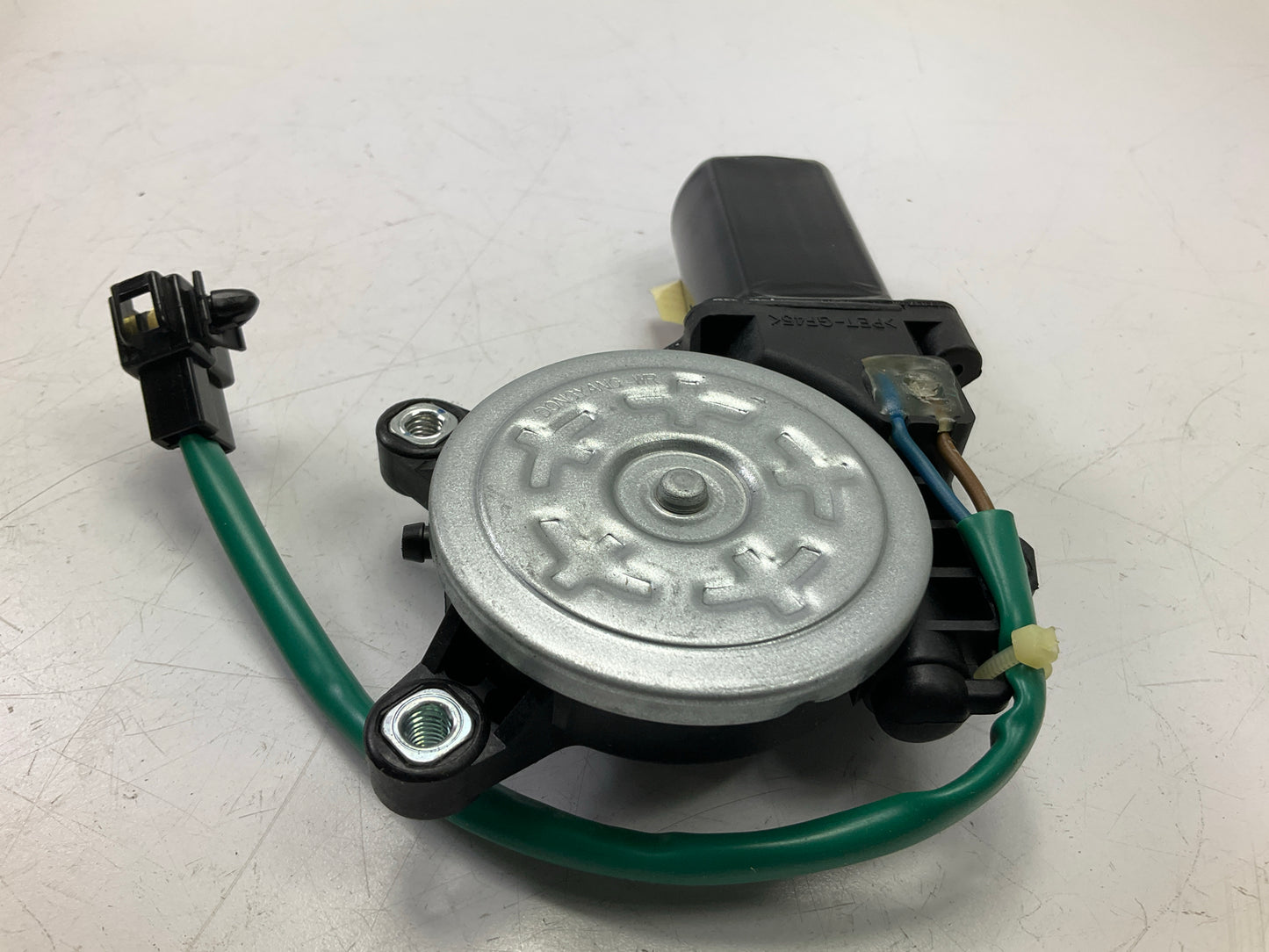 REMAN. Cardone 47-4535 Rear Right Power Window Motor For 2004-08 Suzuki Forenza