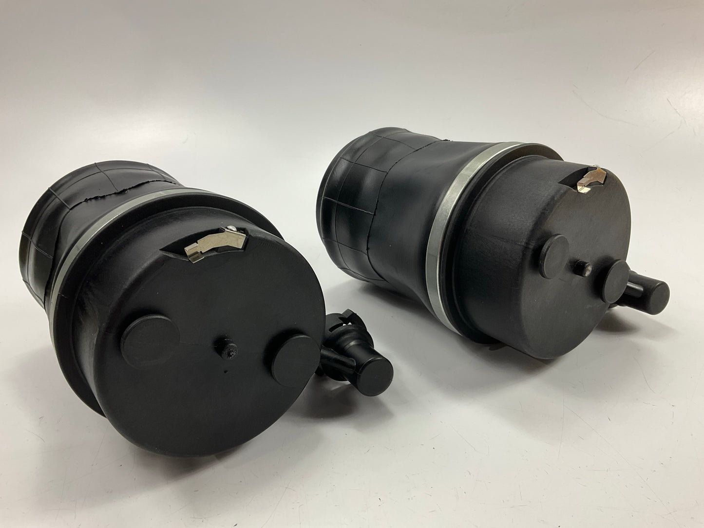(2) REMAN. Cardone 4J-1005A Rear Air Suspension Spring Air Shock 93-98 Mark VIII