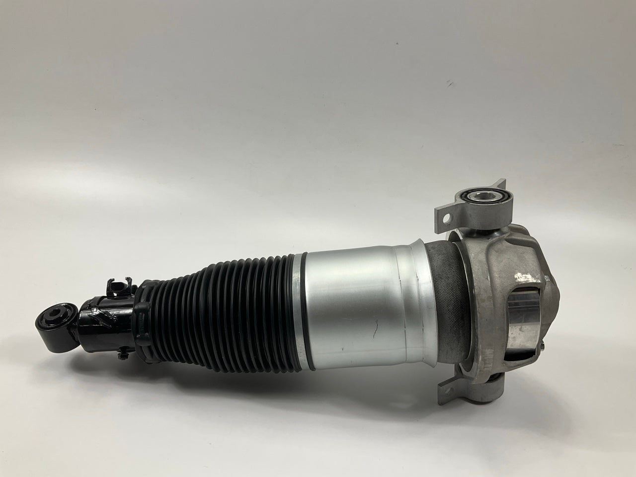 Cardone 4J-1005S Rear Right Air Suspension Strut - 2003-2004 Ford Expedition