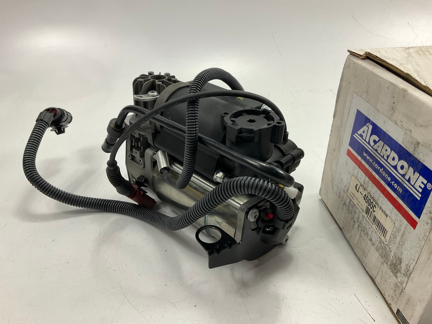 REMAN Cardone 4J-4000C Air Suspension Compressor For 2002-2010 Audi S8 AWD