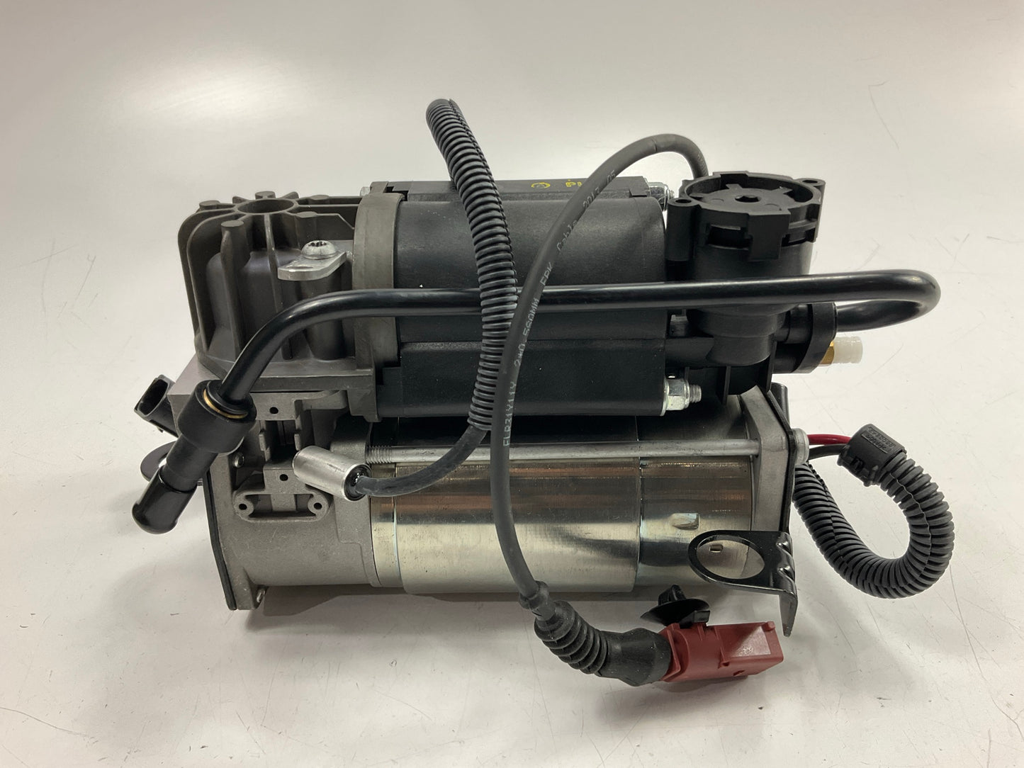 REMAN Cardone 4J-4000C Air Suspension Compressor For 2002-2010 Audi S8 AWD