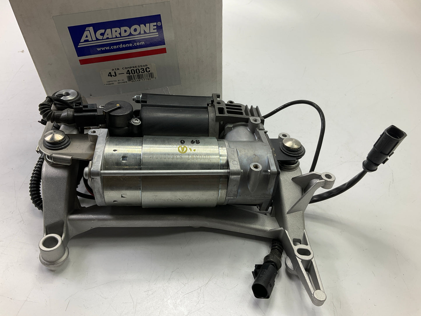 REMAN. Cardone 4J-4003C Air Suspension Compressor For 2004-2010 VW Touareg AWD