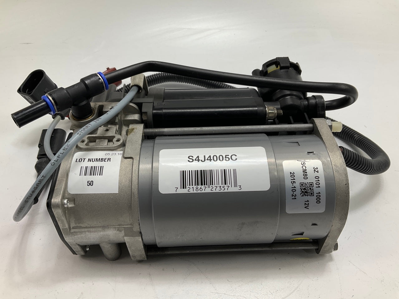 REMAN. Cardone 4J-4005C Air Suspension Compressor For 03-11 Bentley Continental
