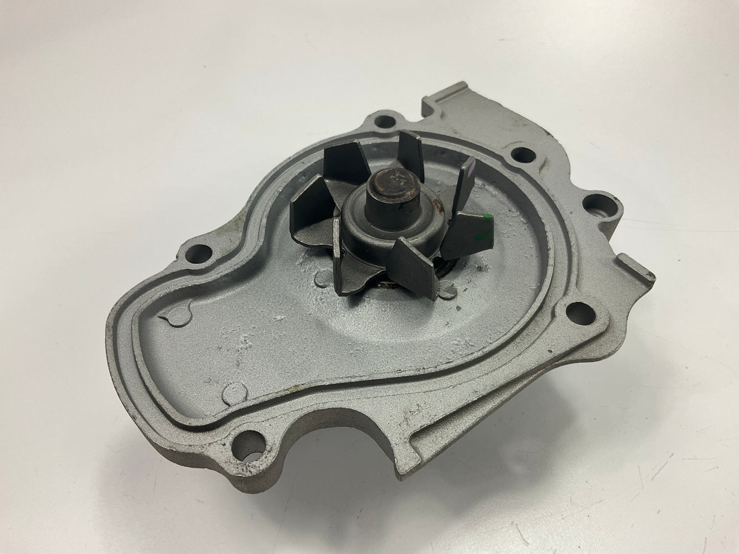 REMAN. Cardone 57-1295 Water Pump For 1990-2002 Honda 2.2L 2.3L