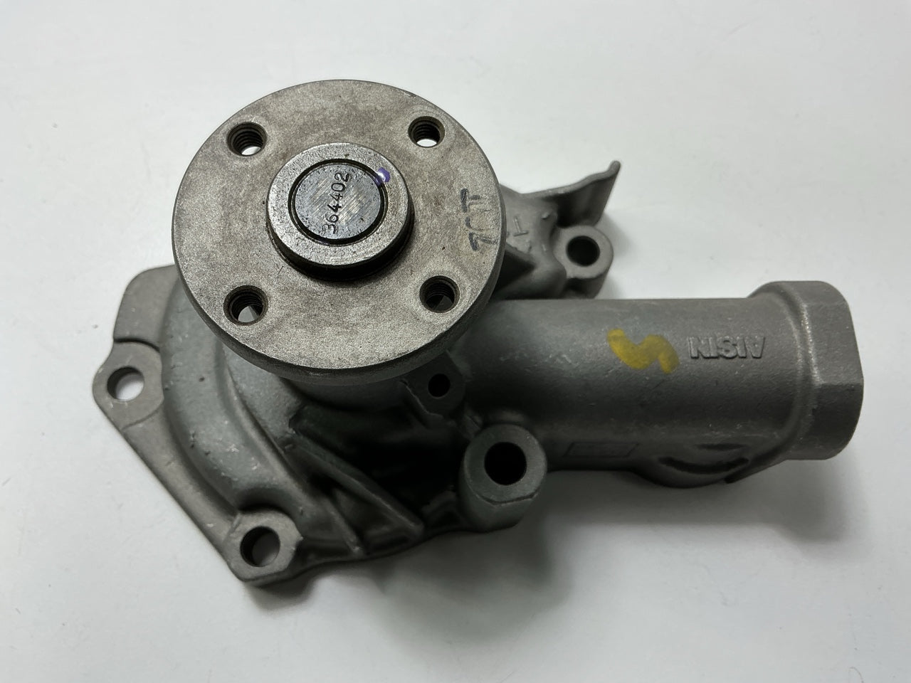 REMAN. Cardone 57-1575 Water Pump