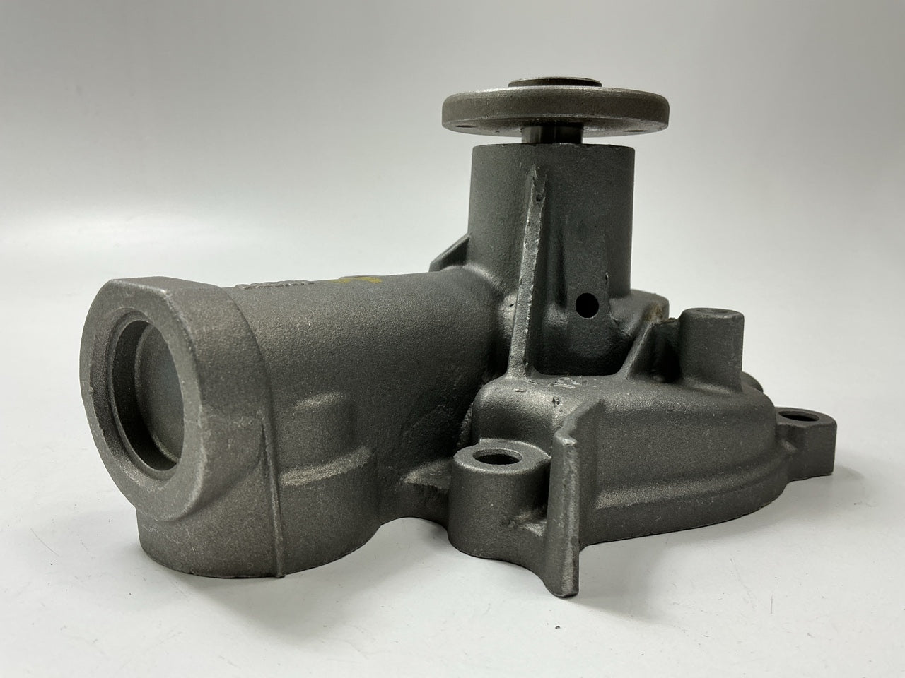 REMAN. Cardone 57-1575 Water Pump