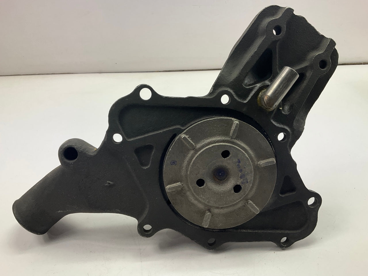 REMAN. Cardone 58-252 Engine Water Pump For 1970-1974 Ford L-Series 361 391-V8