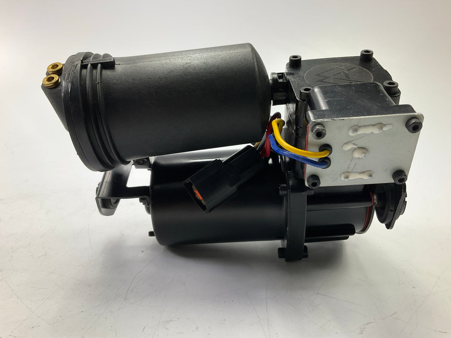 BENT BRACKET - REMAN Cardone 5J-1004C Air Suspension Compressor Pump