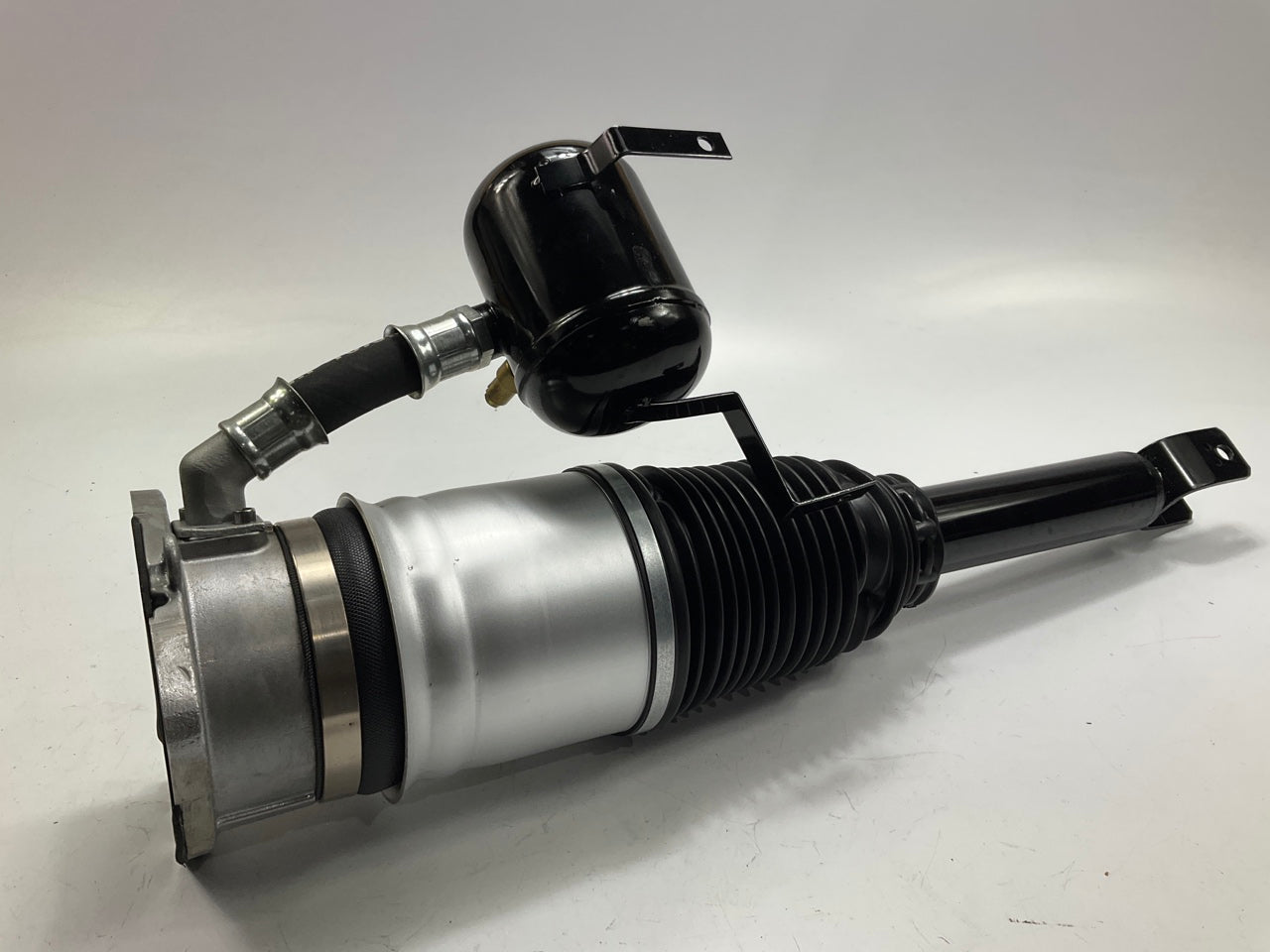 Cardone 5J-4007S Rear Left Air Suspension Strut Shock  04-10 Audi A8 Quattro AWD