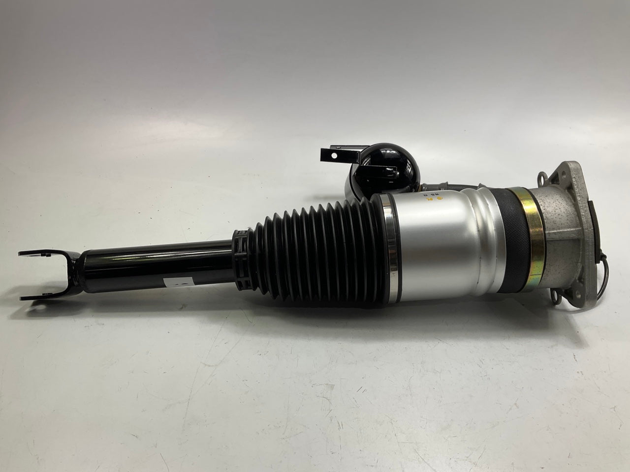 Cardone 5J-4007S Rear Right Air Suspension Strut Shock 04-10 Audi A8 Quattro AWD