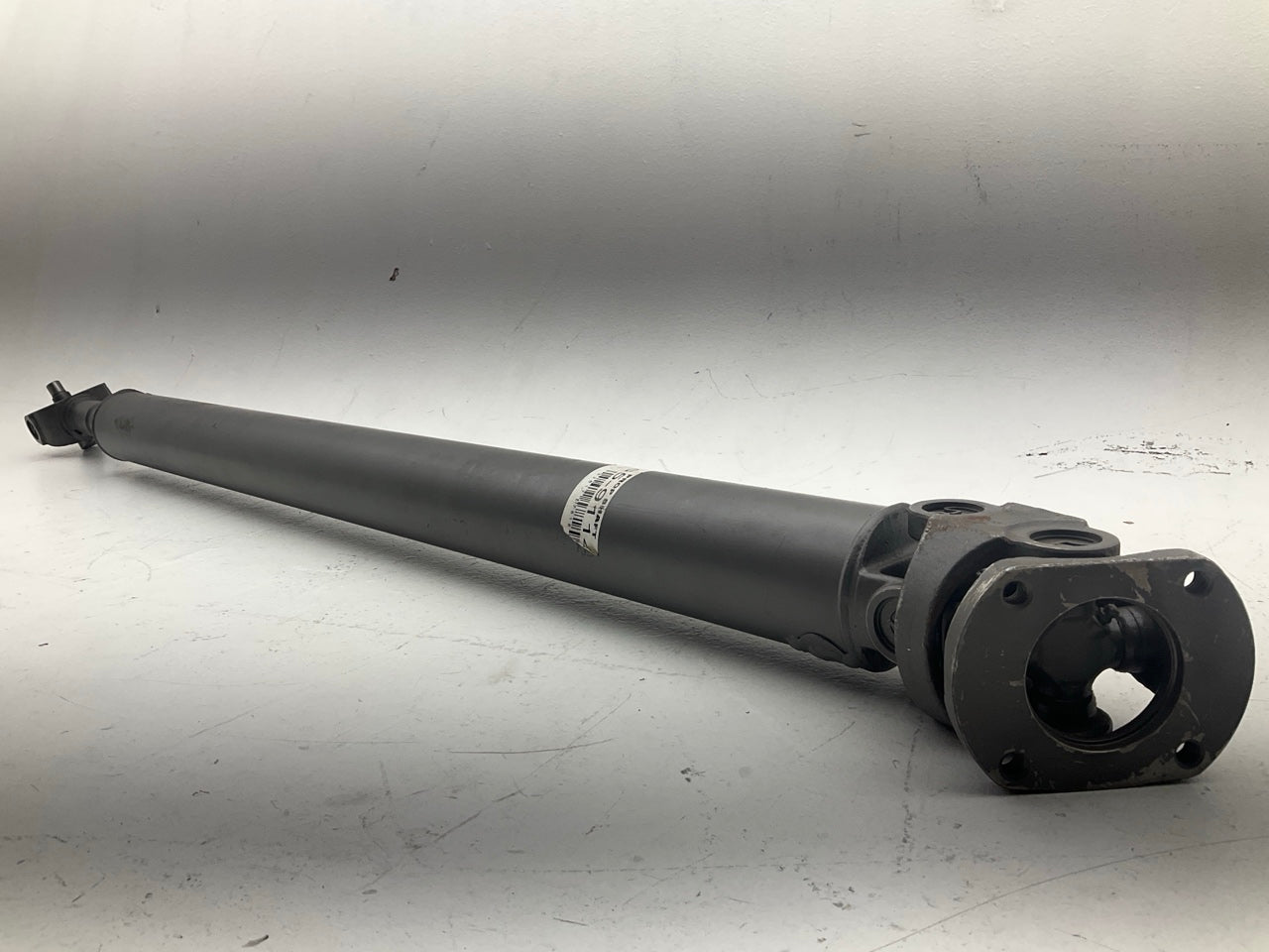 REMAN Cardone 65-9114 Rear Driveshaft 99-02 Ford F-250, F-350 SD 6.8L 57-1/4''