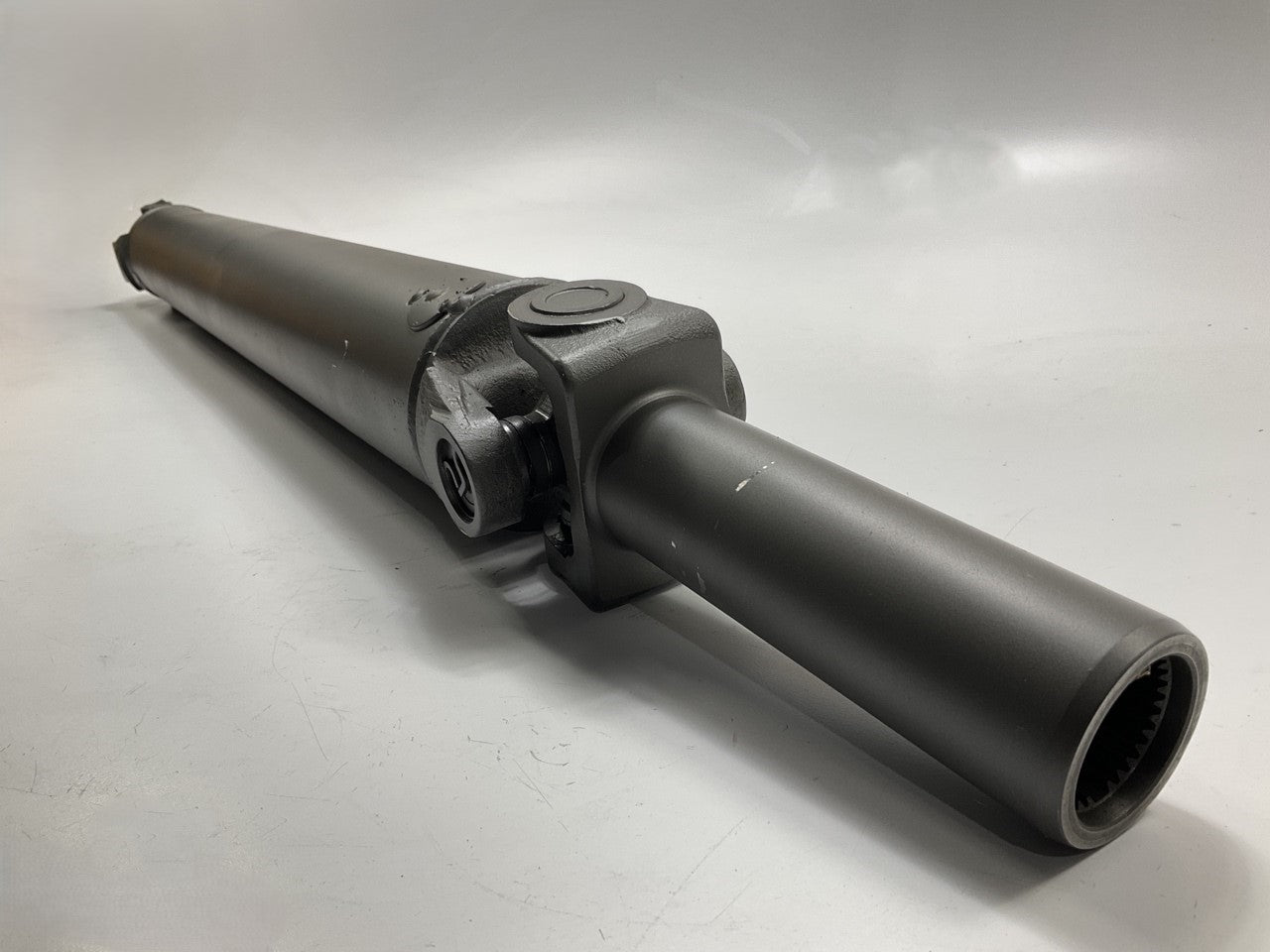 Cardone Rear Driveshaft Prop Shaft Assembly - 1999-2003 Chevrolet Astro AWD