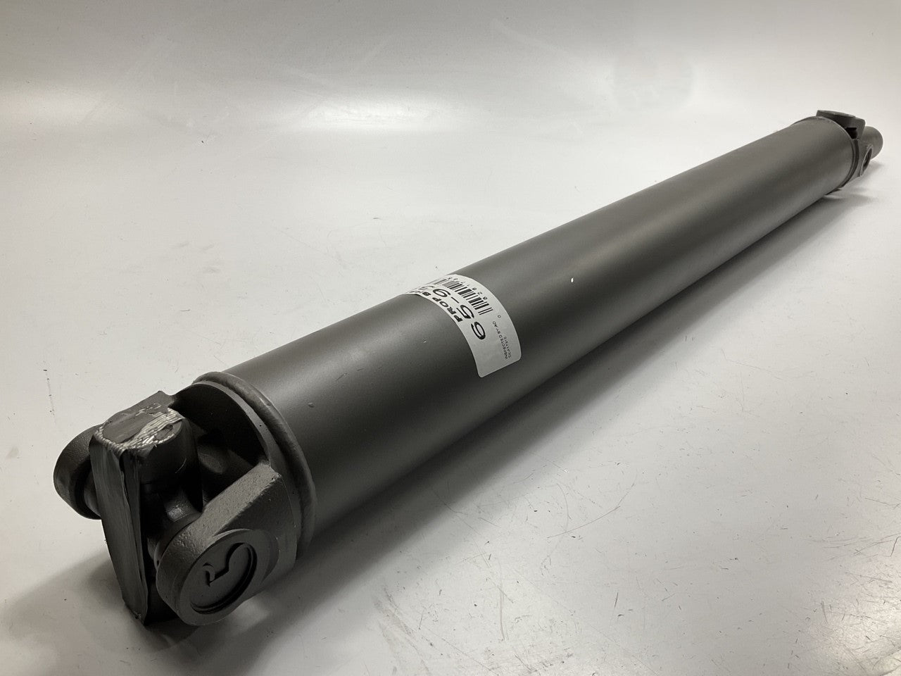 Cardone Rear Driveshaft Prop Shaft Assembly - 1999-2003 Chevrolet Astro AWD