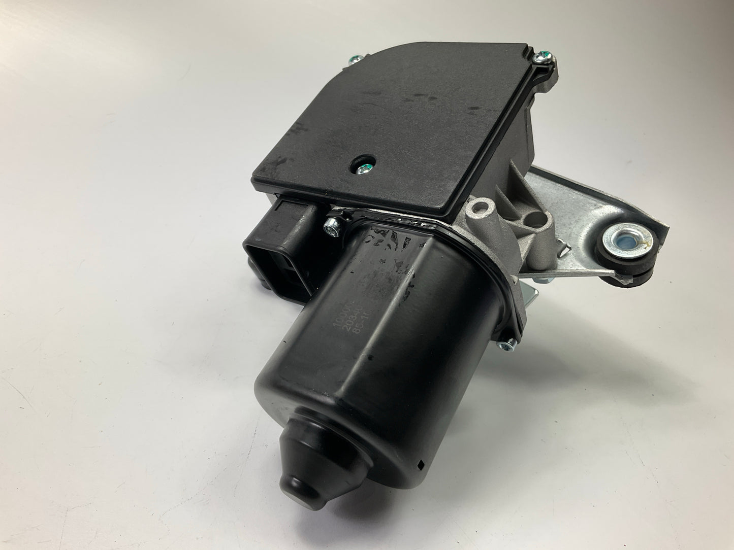 Cardone 85-1003 Windshield Wiper Motor - 1994-2005 Chevy Astro, GMC Safari