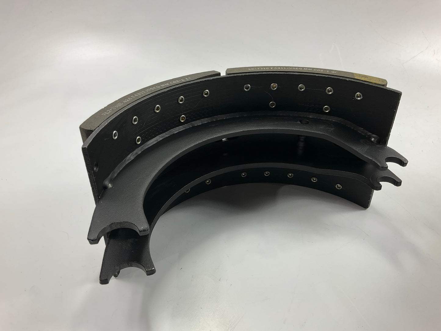 Relined Carlisle KCM4311ET Brake Shoes 16-1/2'' X 7'', 23,000 Lbs, 4311E (23K Lbs)