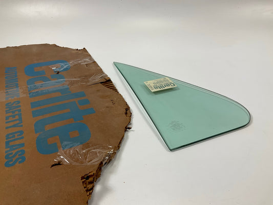 NOS - OEM Carlite V4831 Front Right Vent Window Glass 1973-79 F-250 F-350 Bronco