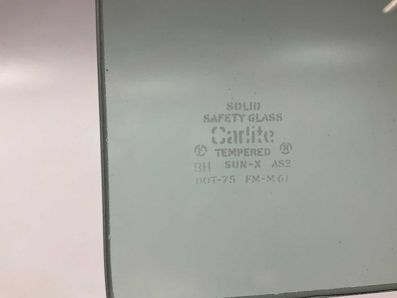 NOS - OEM Carlite V4831 Front Right Vent Window Glass 1973-79 F-250 F-350 Bronco