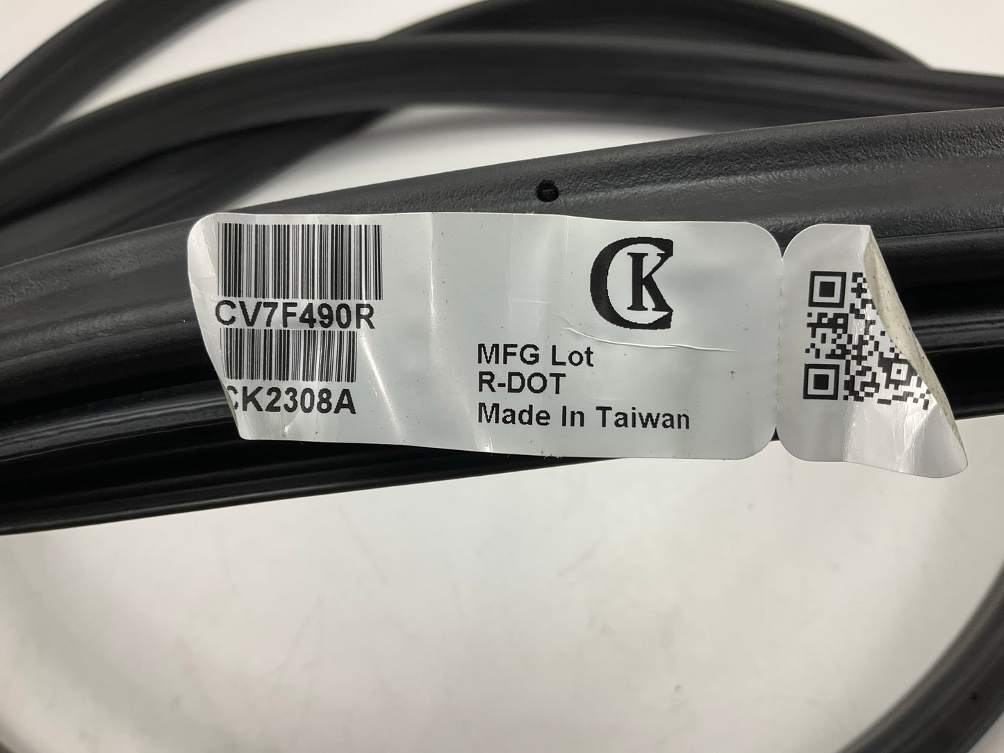 Carparts RC45010001 Front Right Door Weatherstrip Seal