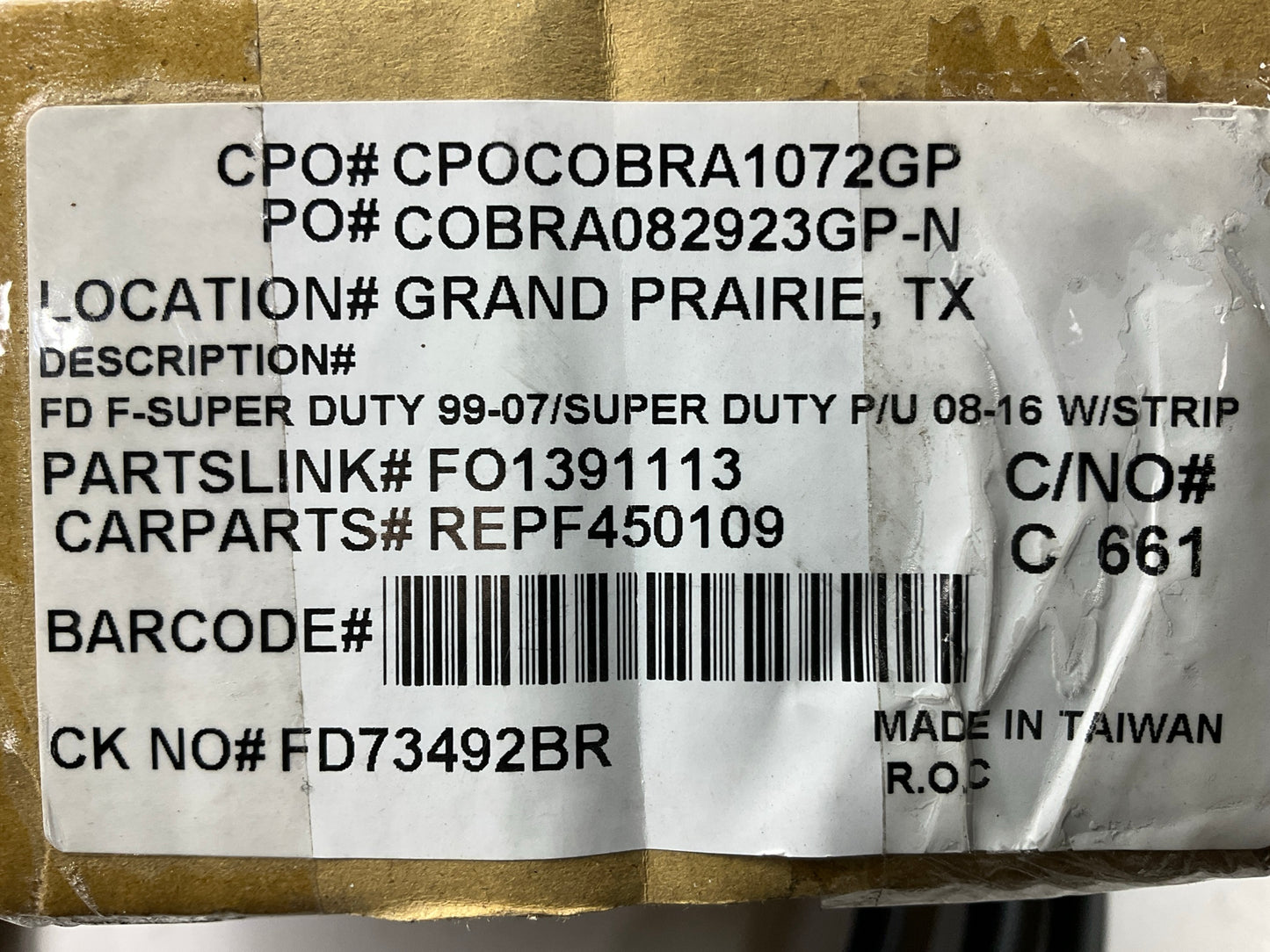 Carparts REPF450109 Front Right Door Mounted Weatherstrip Seal