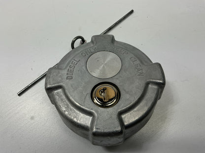 Carquest 10423 Heavy Duty Fuel Tank Filler Gas Cap - Locking