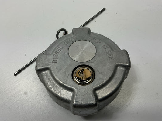 Carquest 10423 Heavy Duty Fuel Tank Filler Gas Cap - Locking