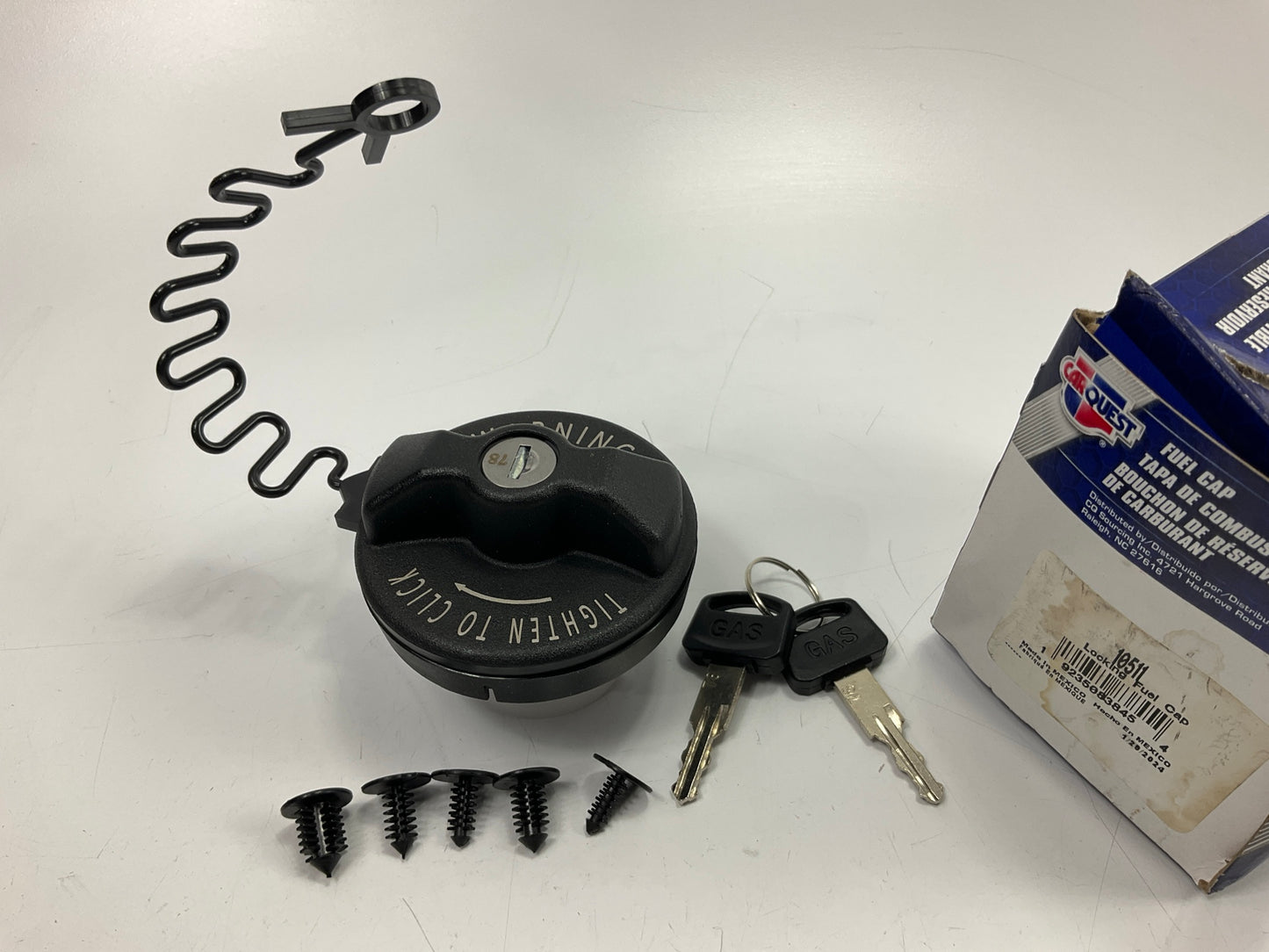 Carquest 10511 Fuel Tank Filler Gas Cap - Locking