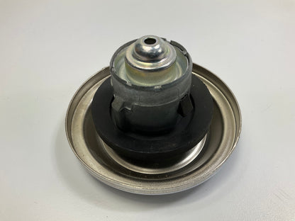 Carquest 10572 Locking Metal Fuel Tank Filler Gas Cap - With 2 Keys