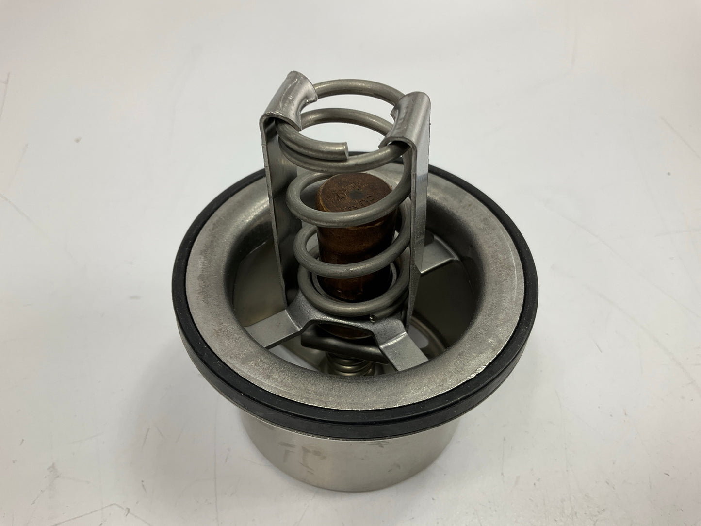 Carquest 15228 Heavy Duty Engine Coolant Thermostat, 180 Degree
