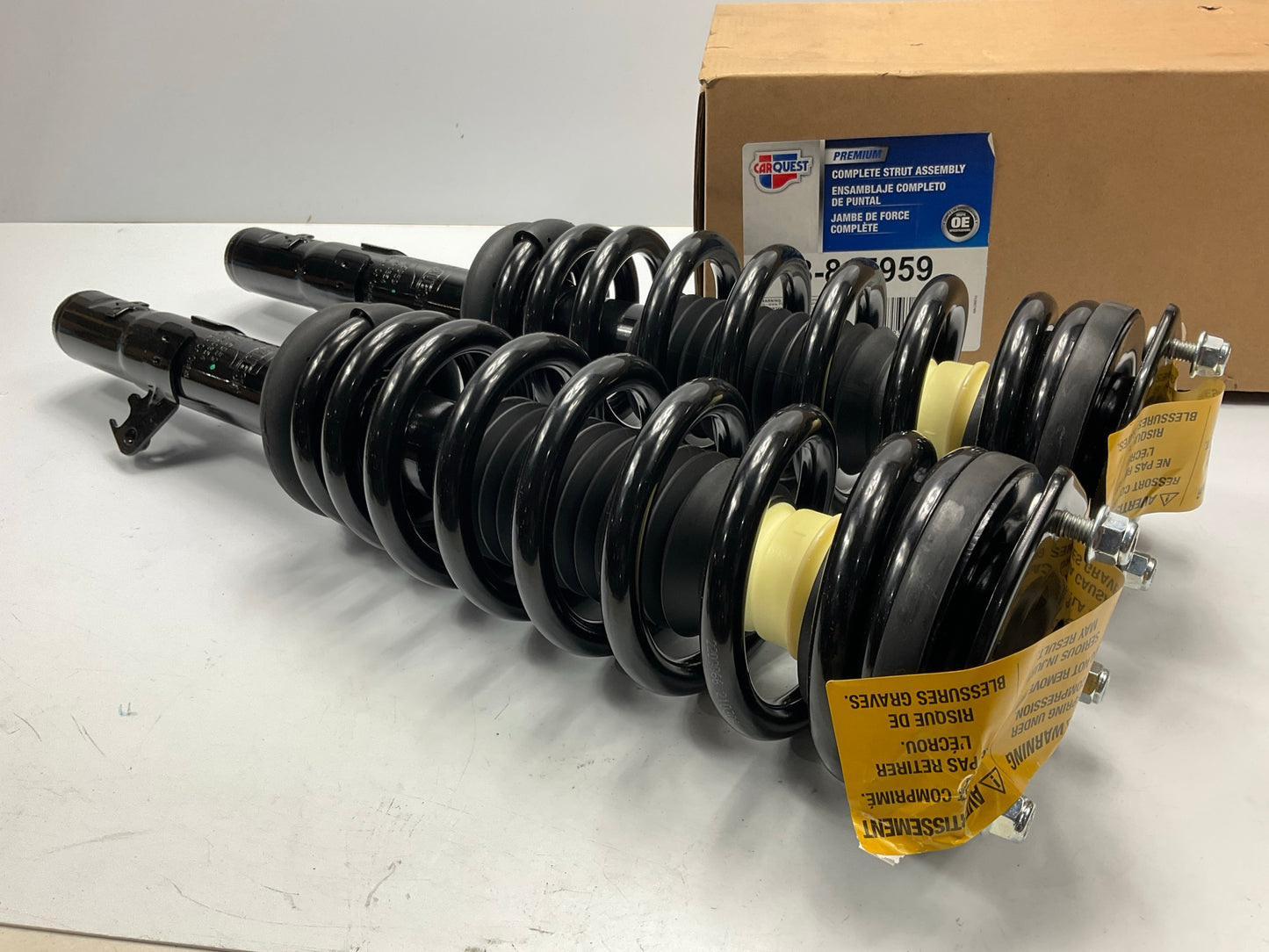 (2) Carquest 18-815959 Suspension Strut And Coil Spring Assembly, Front