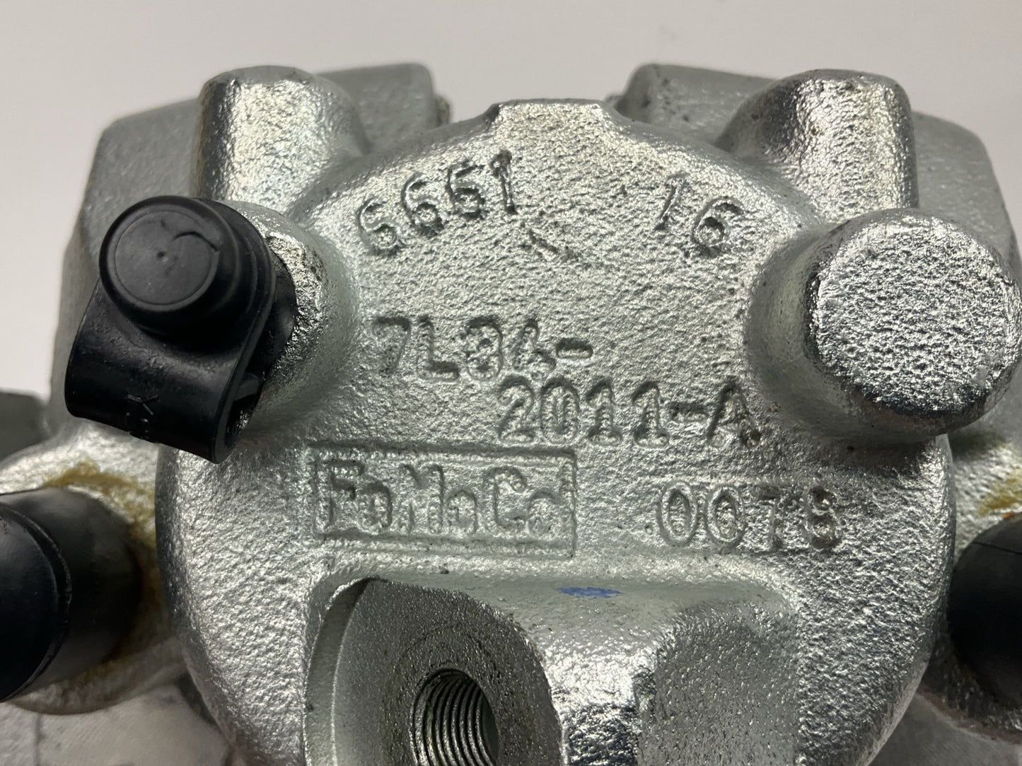 REMAN. Carquest 18-B5276 Front Left Brake Caliper