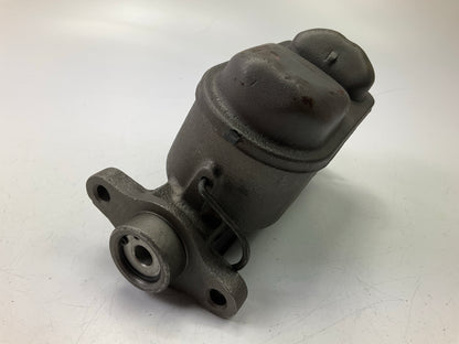 SURFACE RUST, SEE Actual Photos - Carquest 20-1856 Brake Master Cylinder