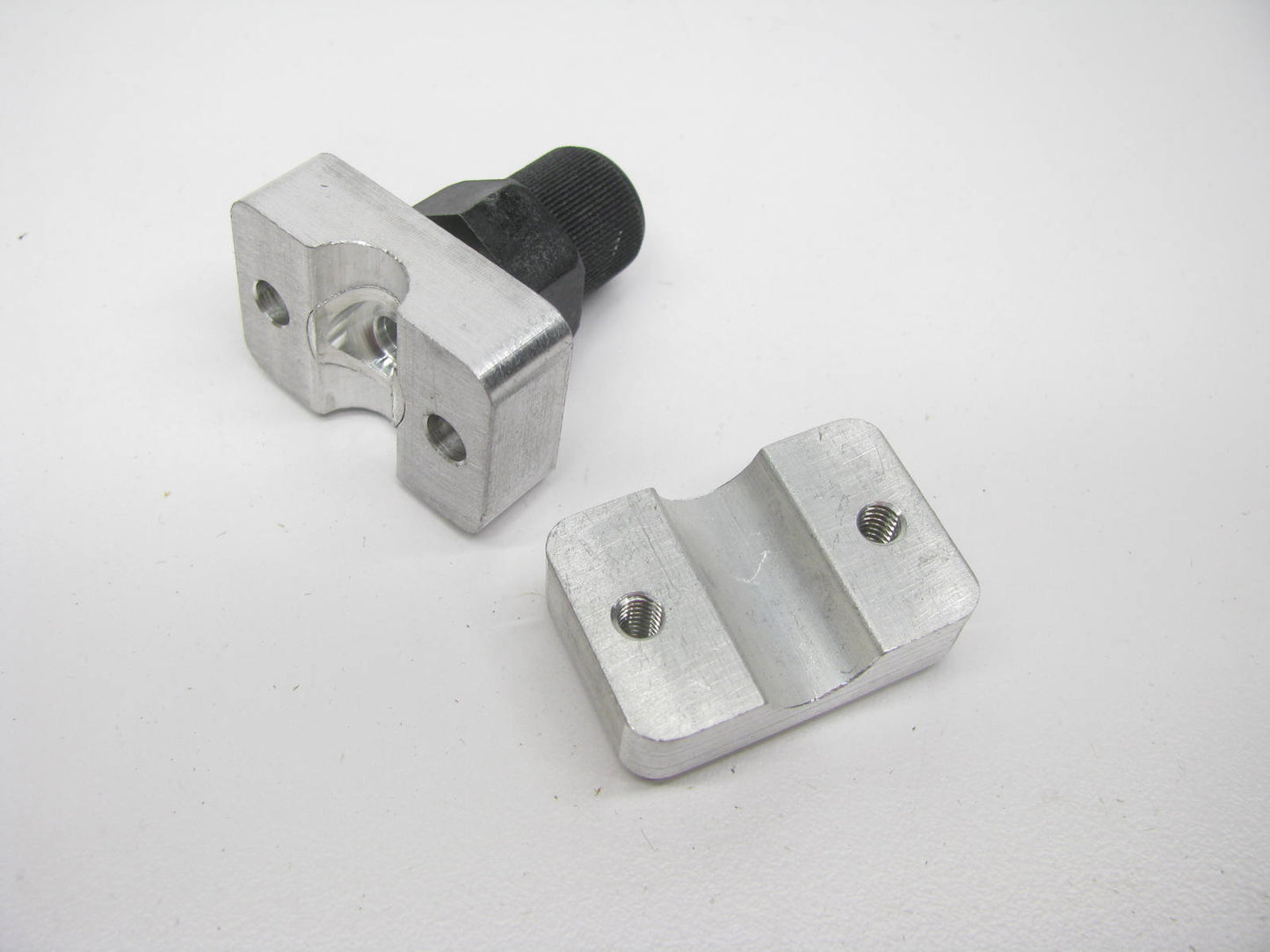 Carquest 201094 Saddle Clamp Service Port For 3/16' Tubing