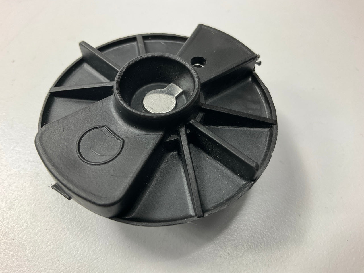Carquest 23135 Ignition Distributor Rotor