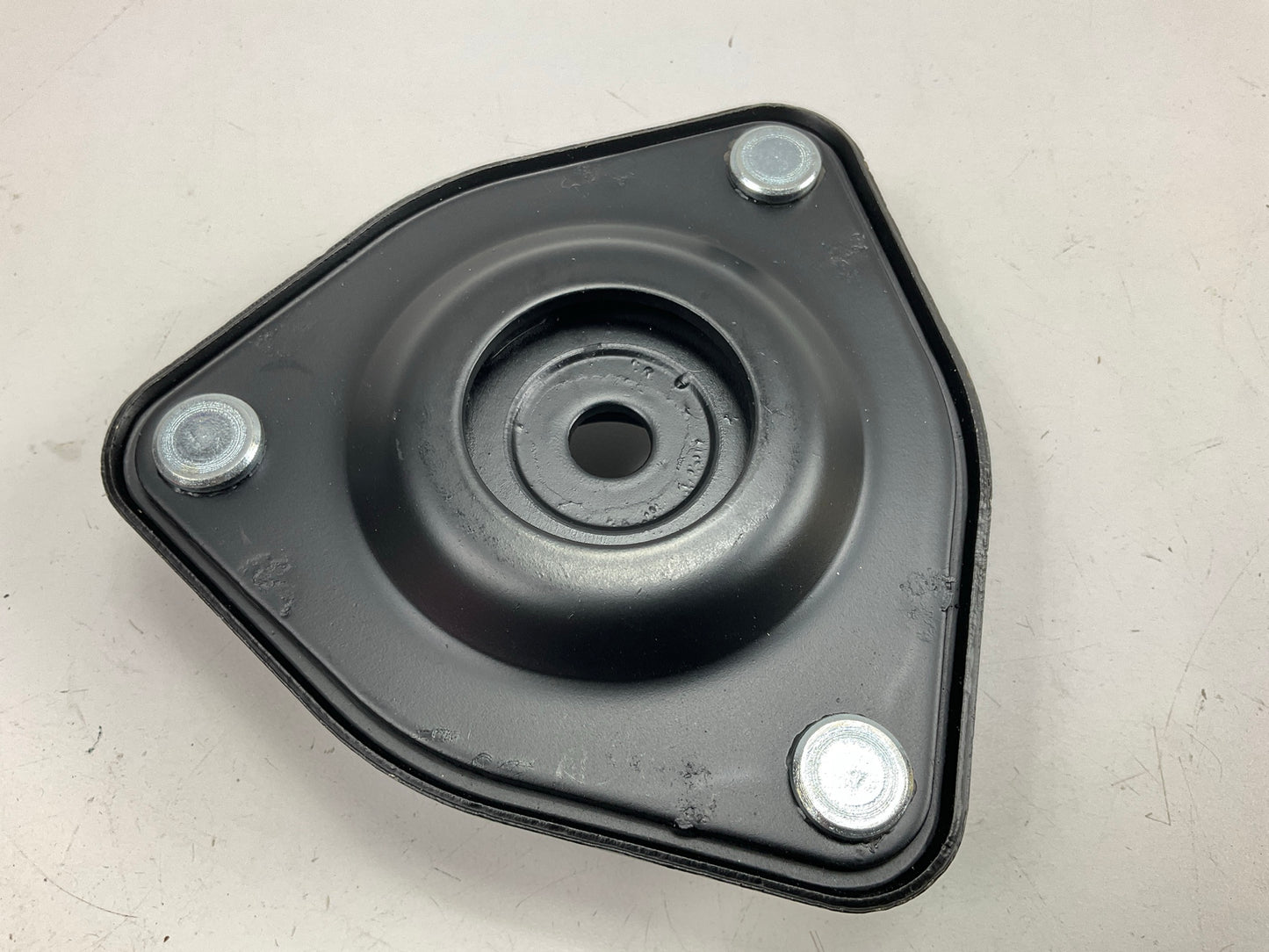 Carquest 243083 Front Strut Mount Kit